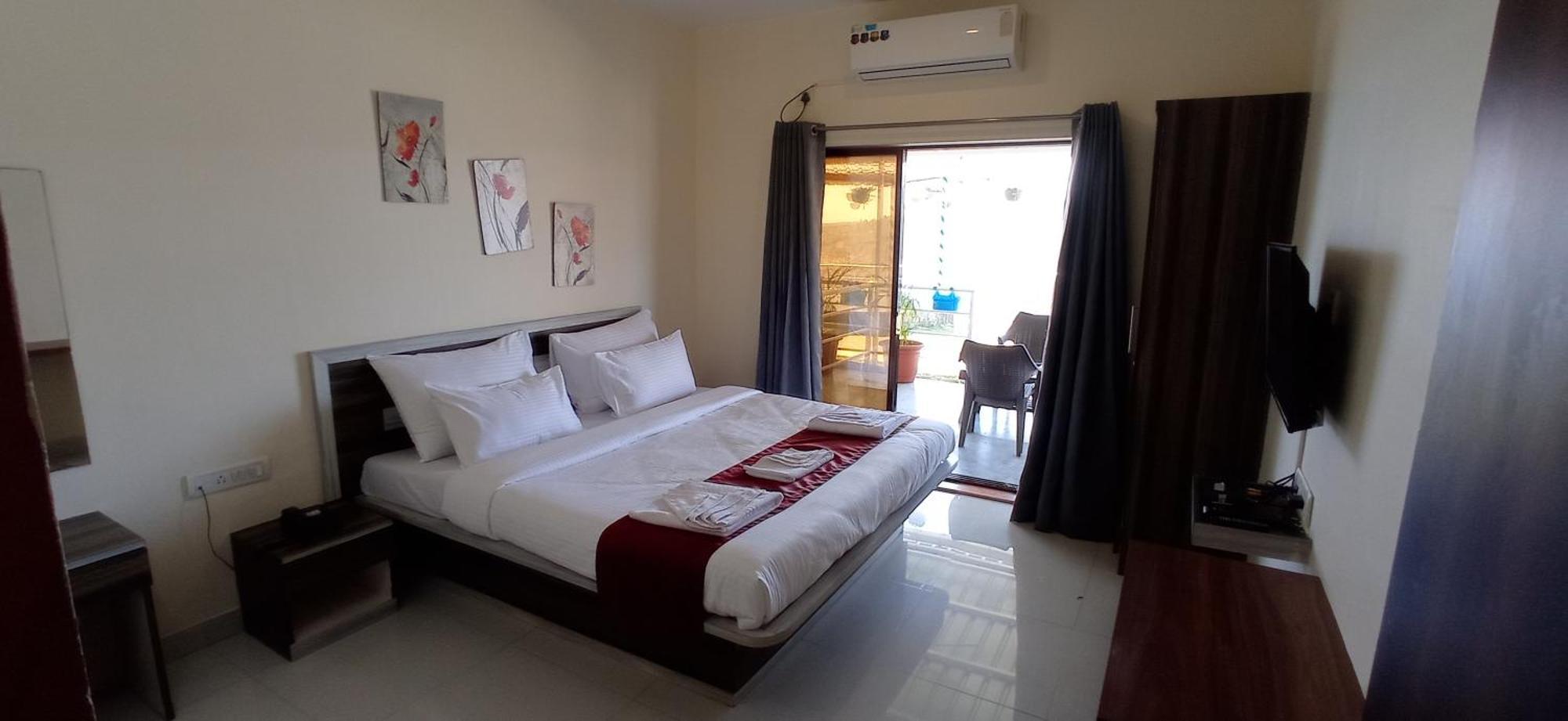 Trattino Resorts Panchgani Exterior photo