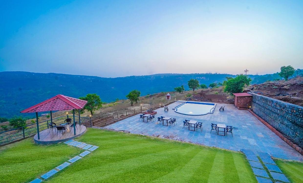 Trattino Resorts Panchgani Exterior photo